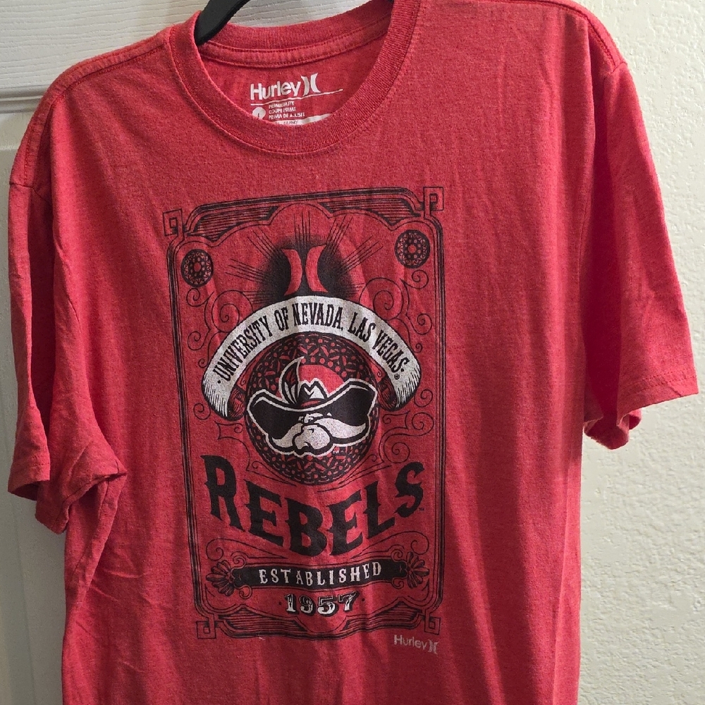 Hurley Red UNLV Rebels Short Sleeve Tee Size L